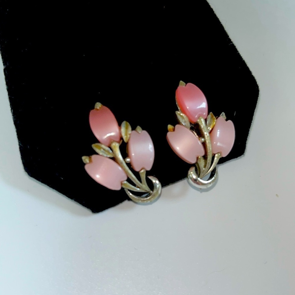 Vintage Coro Clip On Earrings - Pink Thermoset Tulips in Silver Tone